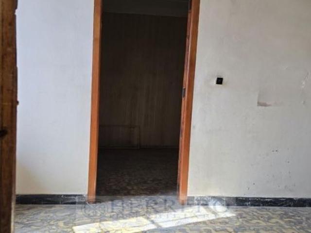¿Necesitas un local o almacén muy cerca del centro?