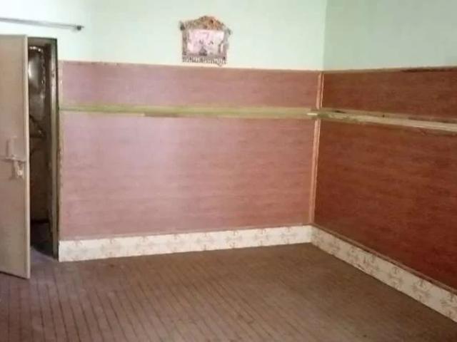 Nechy Wala porshan ha 5 Marly ma Burewala ID 38331