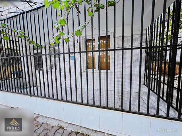 NECİPFAZİL_KISAKÜREK_CADDESİNE_2.PARSELDE_YOL_CEPHELİ