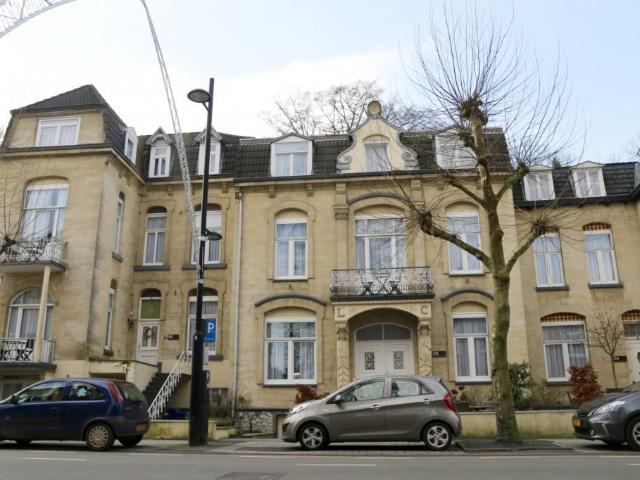 Neerhem, Valkenburg