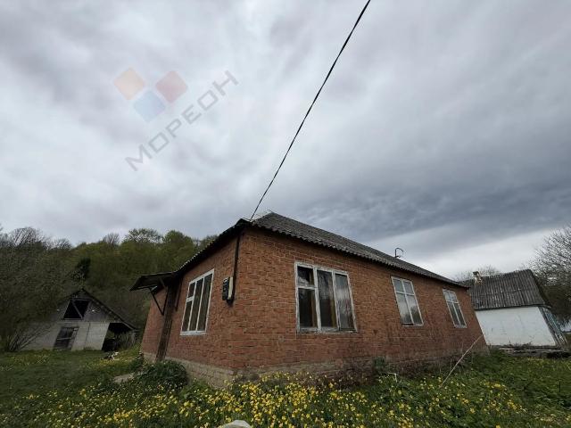 Нефтяная ст ца, Заречная ул,11