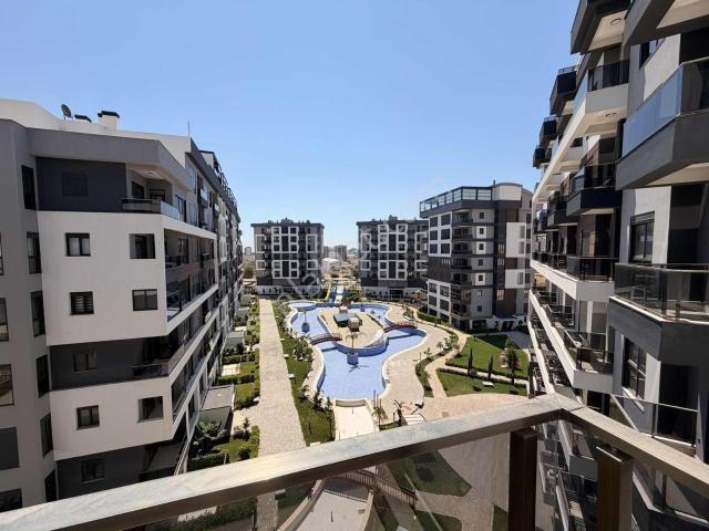 Nefes Bahçe _ekstra Mobilyalı_ Havuz Cephe _5. Kat_ultra Lüks