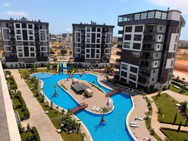 Nefes Bahçe/köşe Daire/3+1 155 M2/mazının En Prestijli Sitesi.