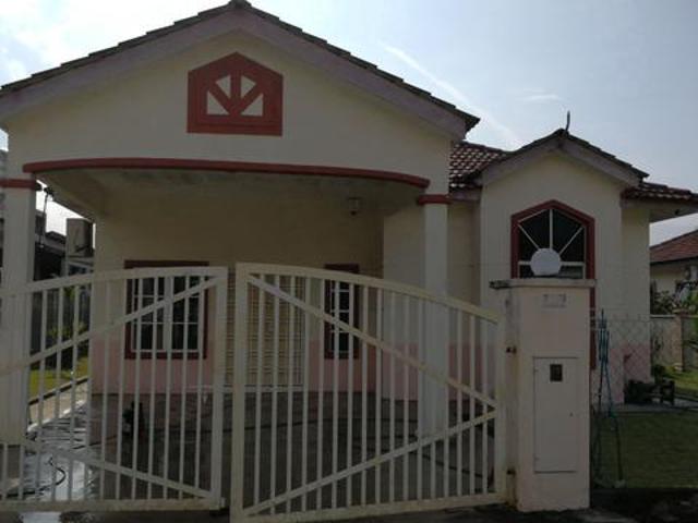 Negeri Sembilan Seremban Fully Furnished Bungalow House For Rent