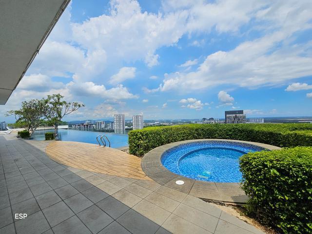 Nego Duplex unit in Eclipse Pangaea Cyberjaya for Sale