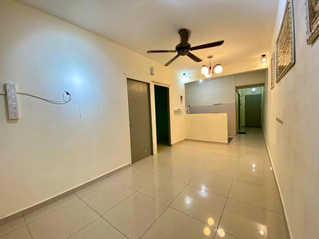 NEGO GROUND FLOOR Renovated Flat Aman Perdana Klang House For Sale