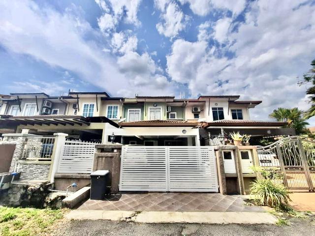 NEGO 2 Storey Bandar Seri Putra Bangi MURAH RENOVATED NICE LUAS
