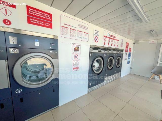 Negocio consolidado de autolavado y lavandería en Alaior