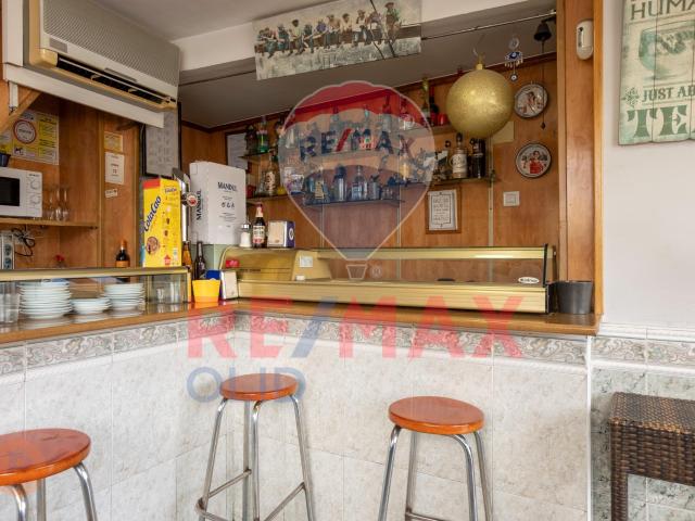¡NEGOCIO EN FUNCIONAMIENTO! BAR con Terraza frente a Mercadona