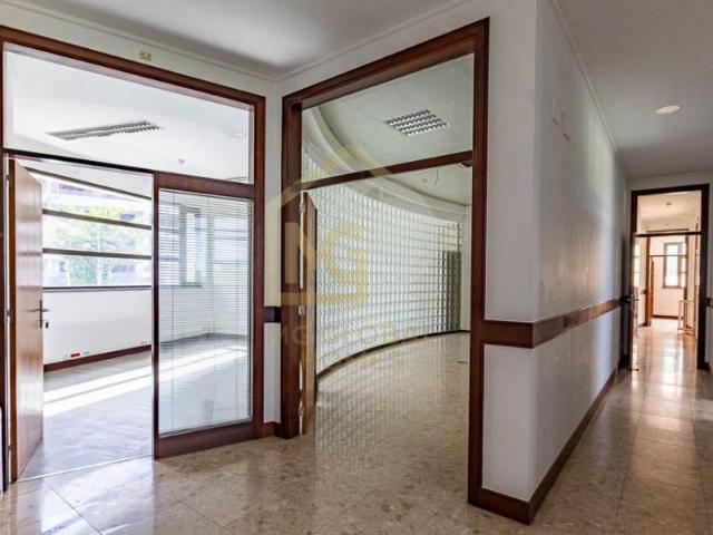 Negocios Funchal Funchal ES102774760