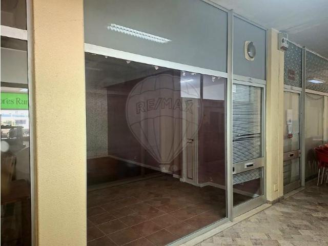 Negocios Maia Maia ES102761014