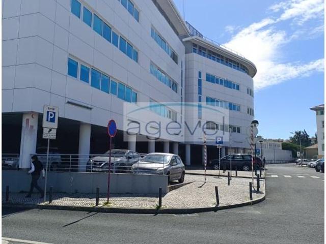 Negocios Oeiras Oeiras 2795 242 DS88879684