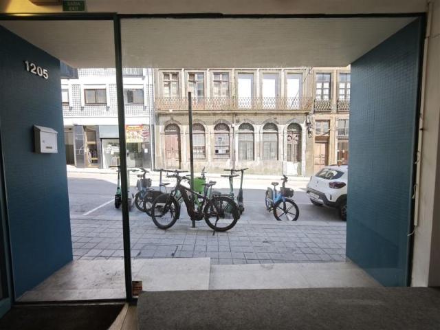 Negocios Porto Porto 4000 457 DLS101645511