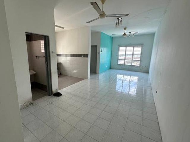 NEGOVilla Tropika Apartment Sungai Tangkas Kajang