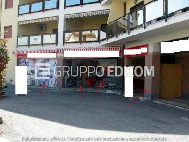 Negozi, botteghe di 191 mq in vendita a Marano Principato Rif. 4549957