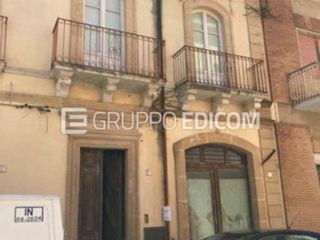 Negozi, botteghe di 47 mq in vendita a Pachino Rif. 4548107