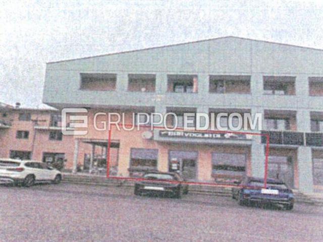 Negozi, botteghe di 86 mq in vendita a Novara Rif. 4556025