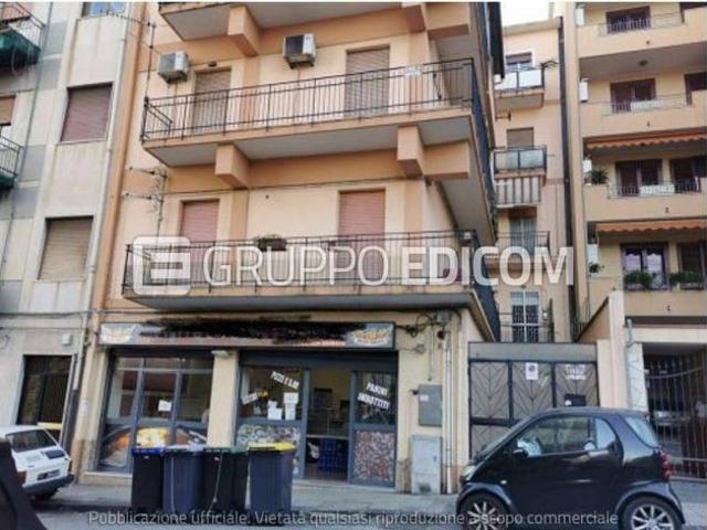 Negozi, botteghe di 95 mq in vendita a Messina Rif. 4547827