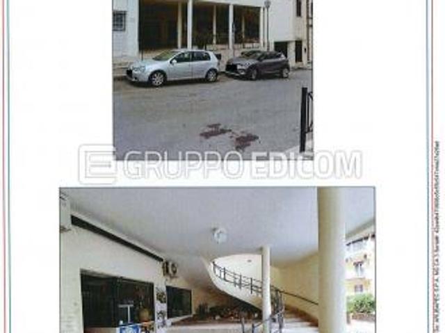 Negozi, botteghe di 96 mq in vendita a Santa Marinella Rif. 4553292