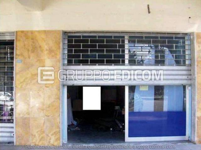 Negozi, botteghe di 99 mq in vendita a Cosenza Rif. 4542535