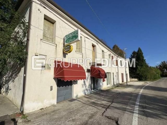 Negozi, botteghe in vendita a Ferrara Rif. 4551720