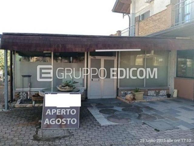 Negozi, botteghe in vendita a Gorla Minore Rif. 4553147