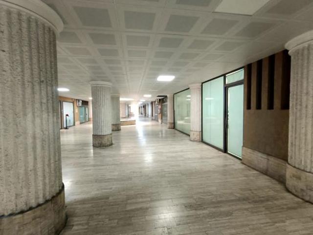 Negozio Messina. Rif.: Cod. rif 3305010VCG