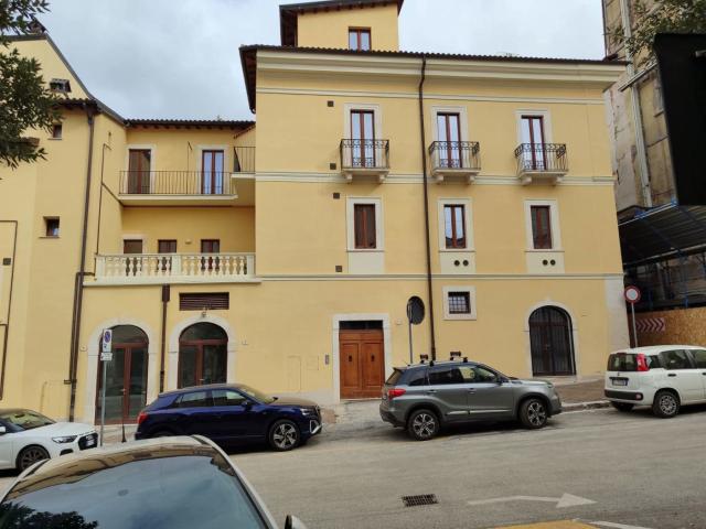 Negozio nuovo a L'Aquila