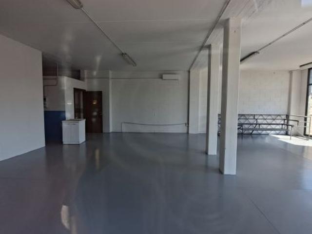 NEGOZIO OTTIMA VISIBILITA'
