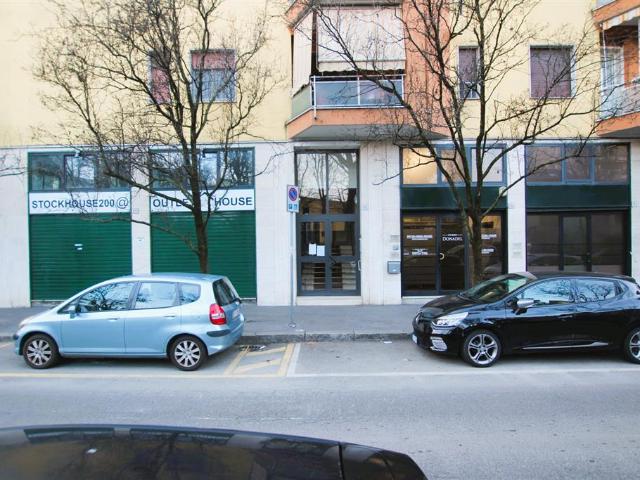 Negozio a basso consumo in via santa giovanna d'arco 196, Sesto San Giovanni