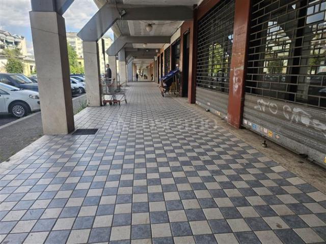 Negozio di 155 mq a Centro, Centro Storico, Nicolosi Latina