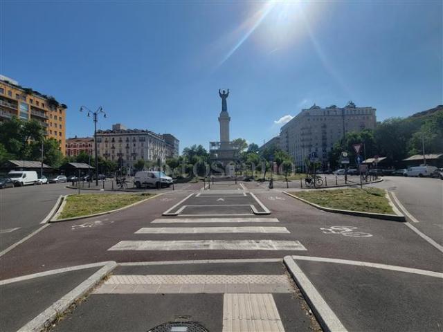 Negozio di 200 mq a Indipendenza, V Giornate, Medaglie d oro Milano