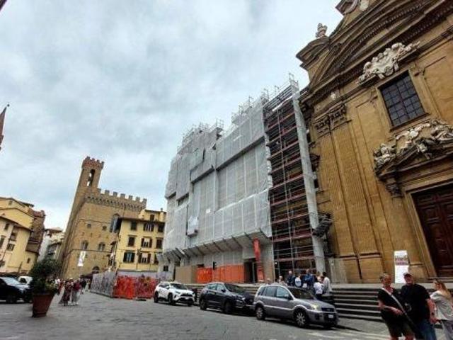NEGOZIO di 2 vani e di 110 mq FIRENZE rif. AAJ344