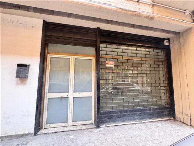 Negozio di 38 mq a Vulcania, Borgo Catania