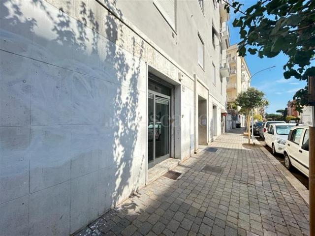 Negozio di 33 mq a Monteverde, Gianicolense, Colli Portuensi, Casaletto Roma
