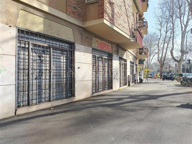 Negozio di 45 mq a Marconi, San Paolo Roma