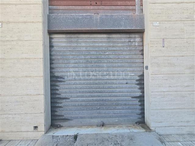 Negozio di 47 mq a Tica, Zecchino, Bosco Minniti, Santa Panagia Siracusa