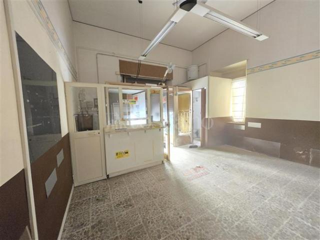 Negozio di 40 mq a AURELIA DI CIVITAVECCHIA Civitavecchia