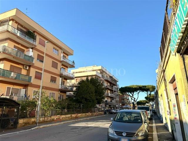Negozio di 40 mq a Aurelio, Boccea Roma