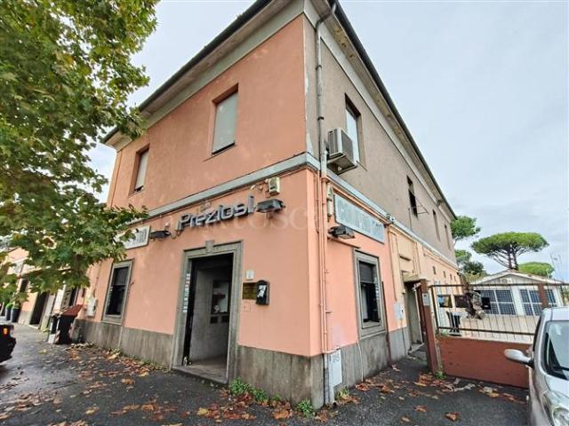 Negozio di 46 mq a Anagnina, Romanina, Tor Vergata Roma
