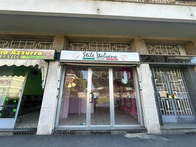Negozio di 40 mq a San Siro, Trenno Milano