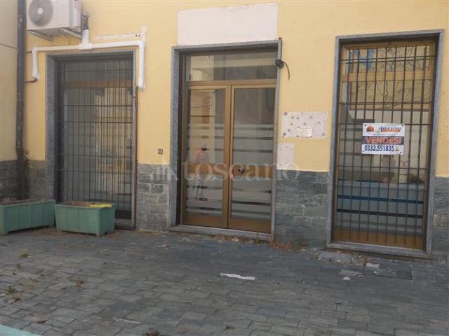 Negozio di 60 mq a Marchirolo