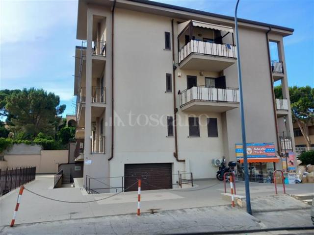 Negozio di 63 mq a Casteldaccia