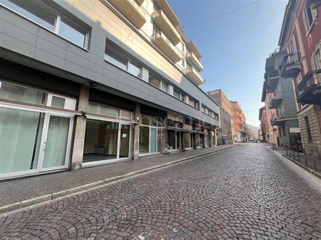 Negozio di 70 mq a Borghi, San Martino Como