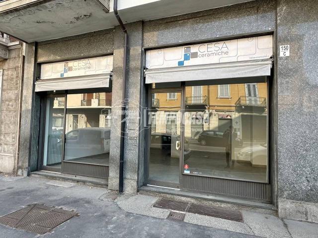 Negozio in affitto a Torino