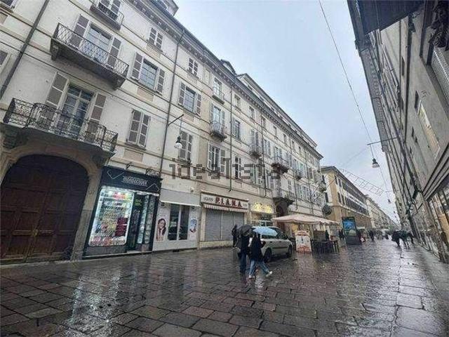 Negozio in affitto a Torino