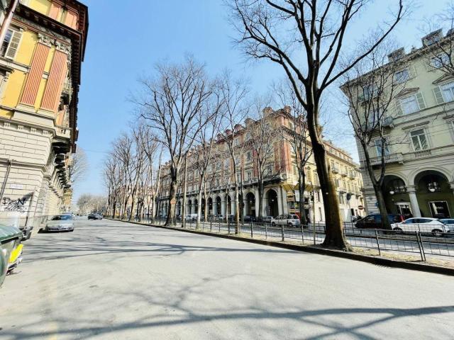 Negozio in vendita a Torino