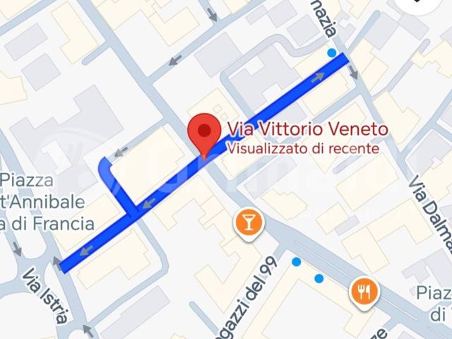 Negozio in affitto a Trani