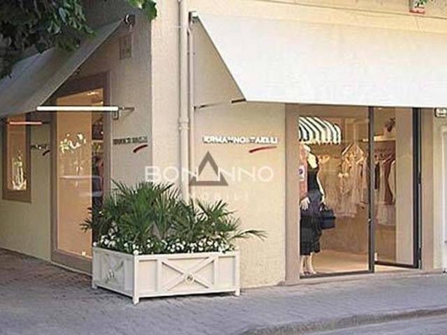 Negozio in affitto a Treviso
