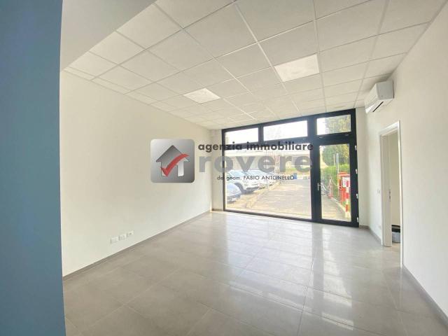 Negozio in affitto a Treviso